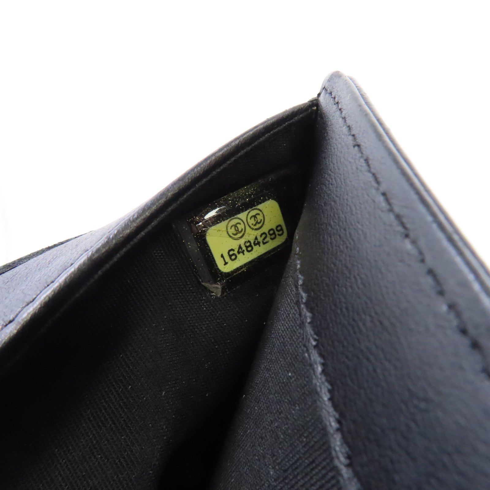 CHANEL 菱格羊皮皮革Boy Wallet銀扣錢包黑色