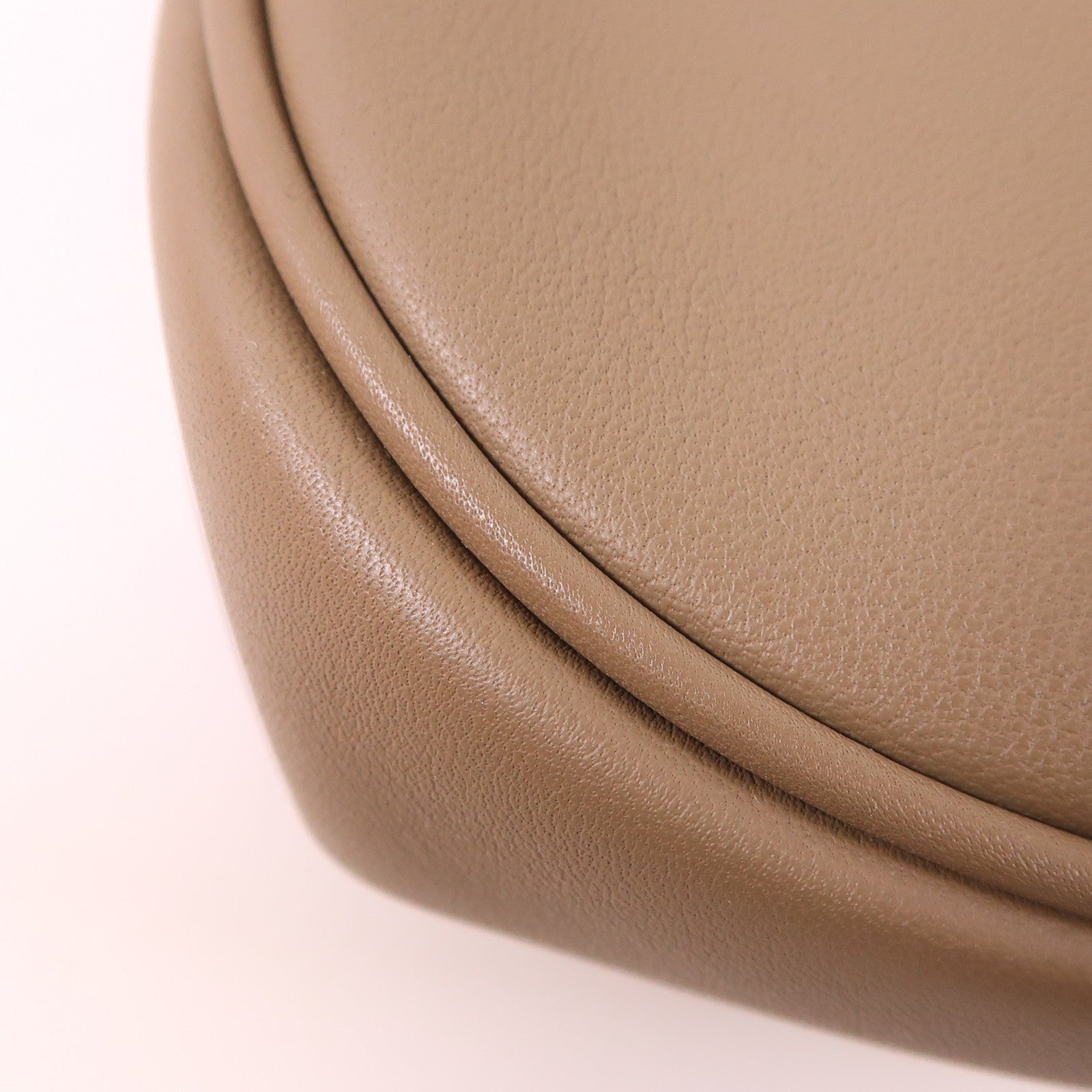 HERMES 【激減優惠】Swift皮革Kelly Moove金扣肩背袋Etoupe