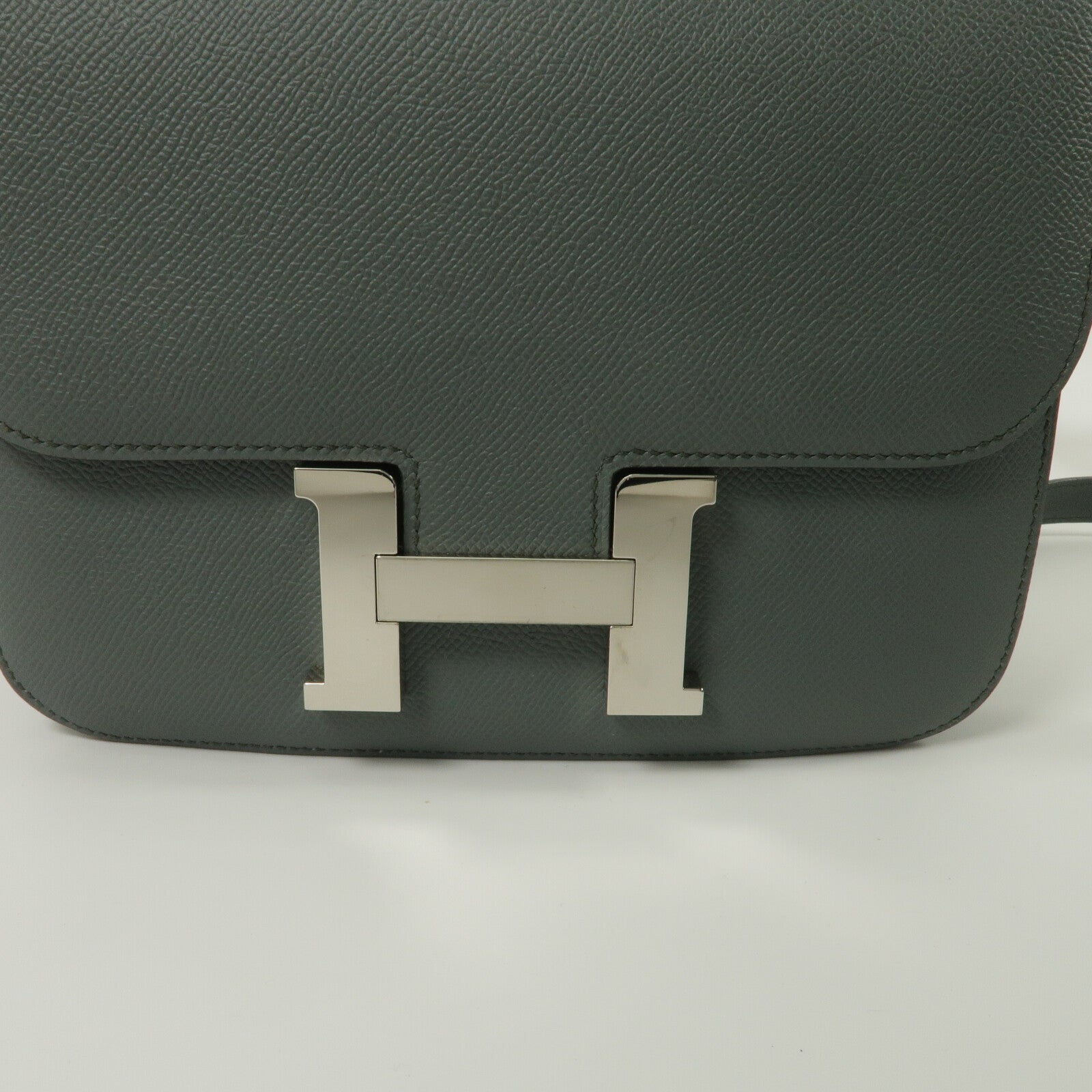 HERMES Epsom皮革Constance 24肩背袋Bleu Orage
