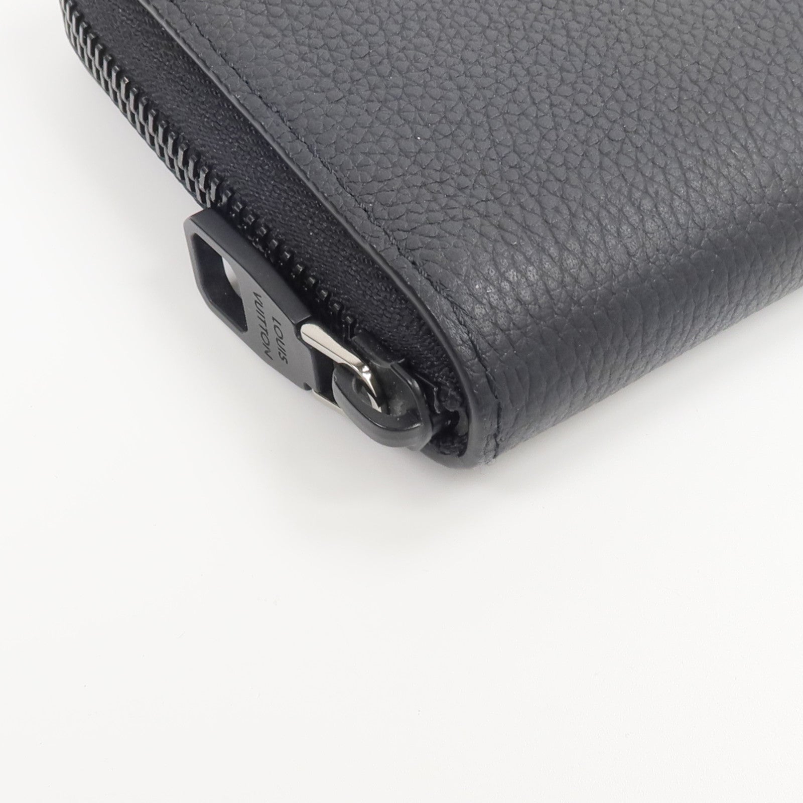 LOUIS VUITTON Aerogram Zippy Wallet Horizontal長錢包