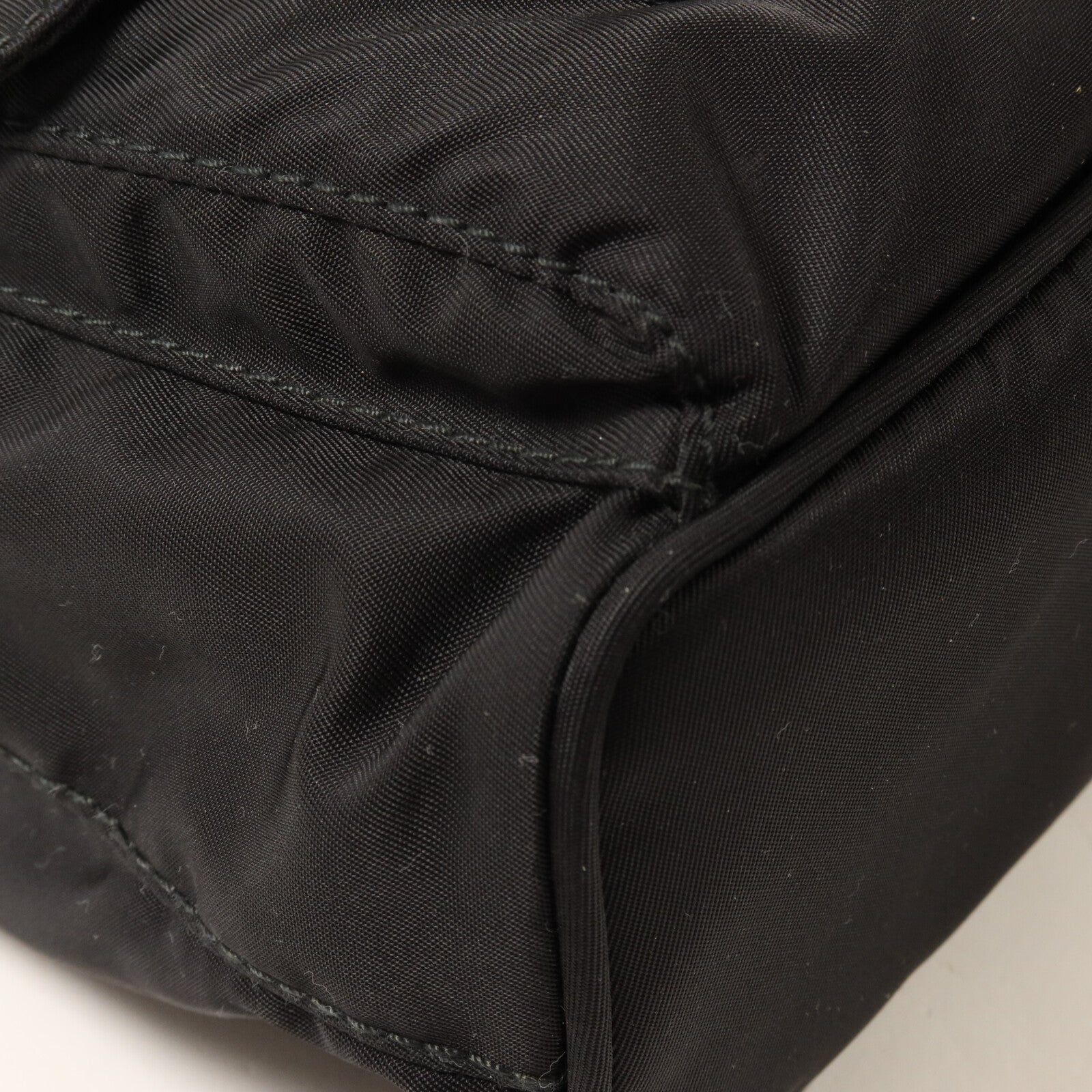 PRADA 尼龍Mini Backpack Chain Shoulder鏈帶手挽肩背兩用袋