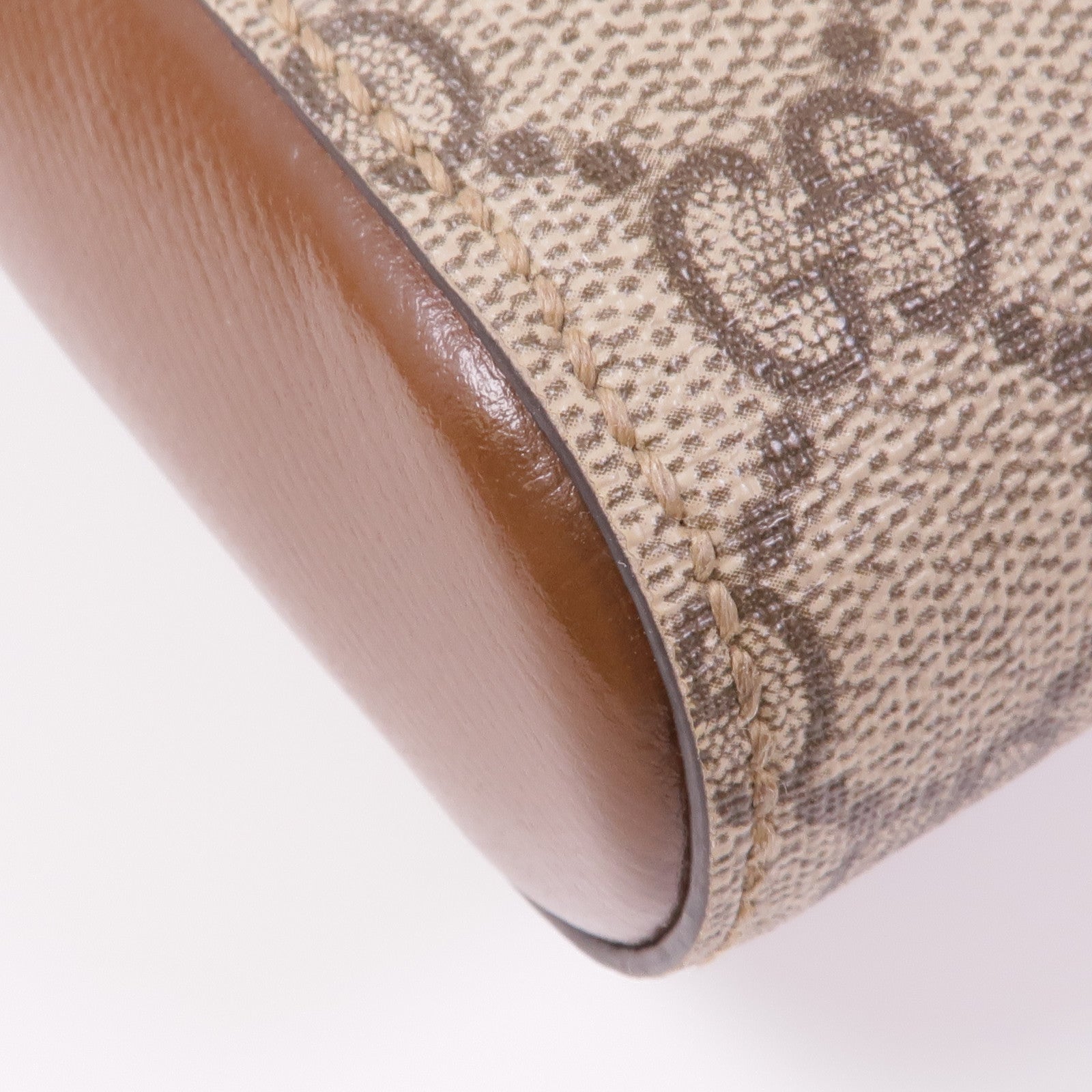 GUCCI 塗層帆布GG Supreme Messenger Bag金扣肩背袋