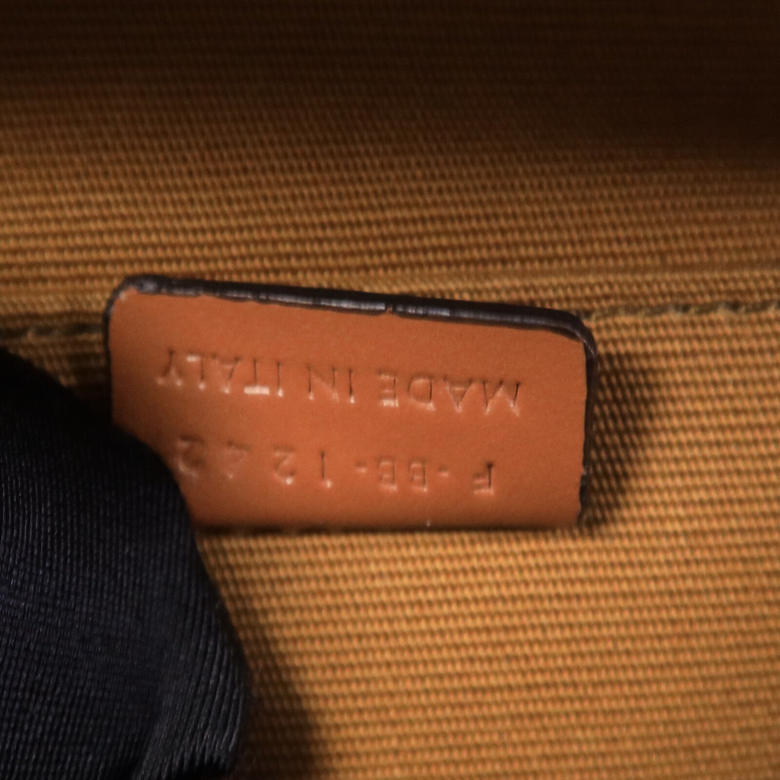 CELINE 塗層帆布Small Zipped Purse肩背袋
