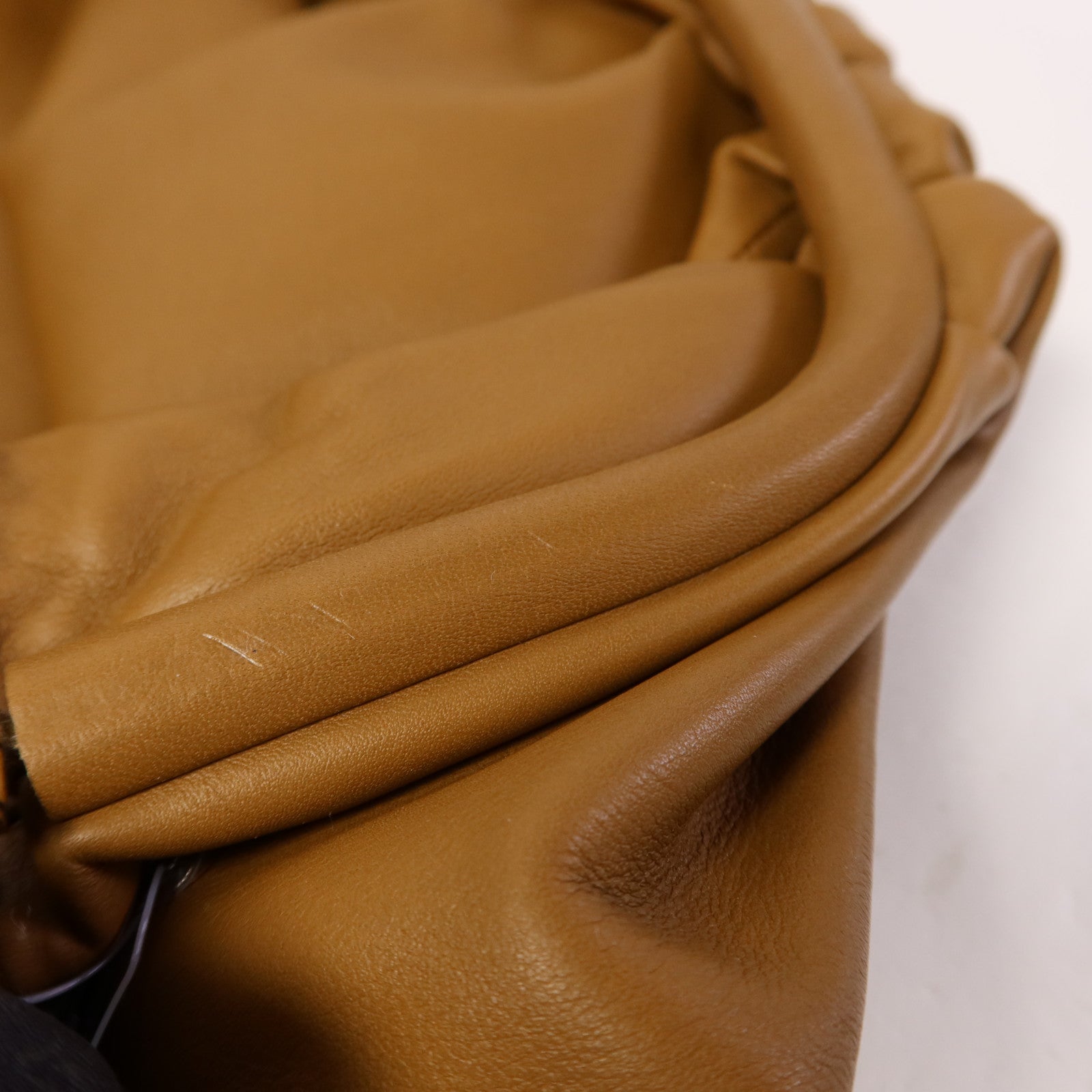 BOTTEGA VENETA 牛皮皮革Pouch Clutch Bag金扣手拿包