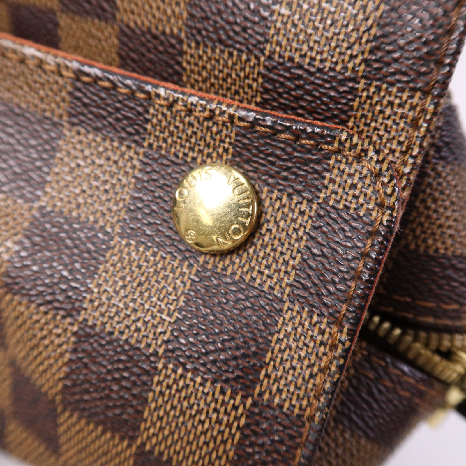 LOUIS VUITTON 【激減優惠】Damier Naviglio金扣肩背袋