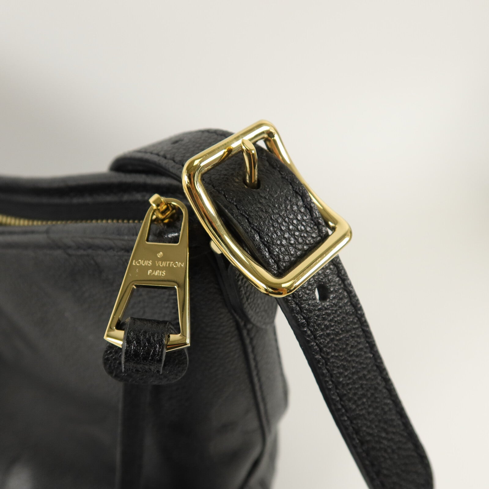 LOUIS VUITTON Monogram Empreinte Carryall PM肩背袋