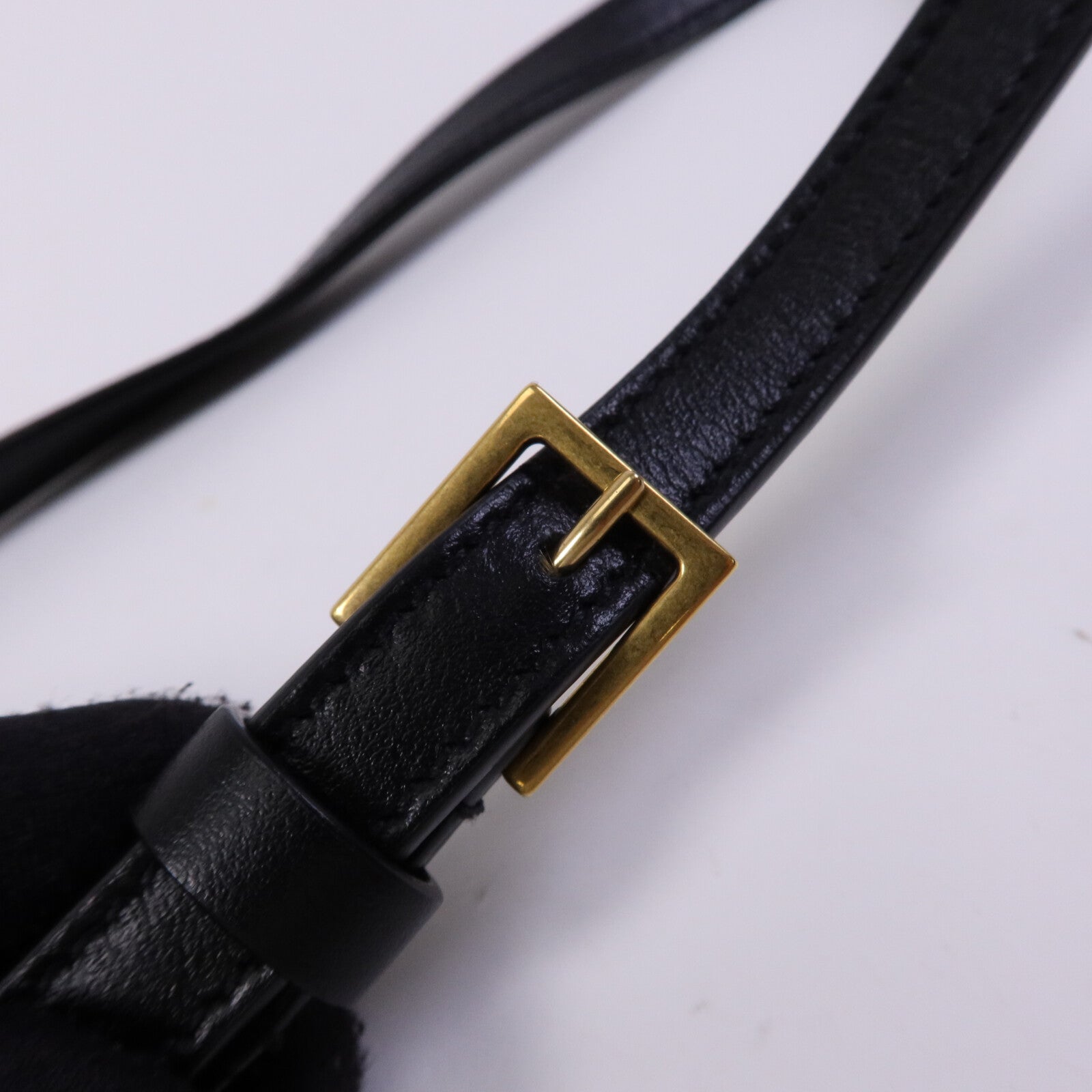 SAINT LAURENT 牛皮皮革LOU Camera Bag金扣肩背袋