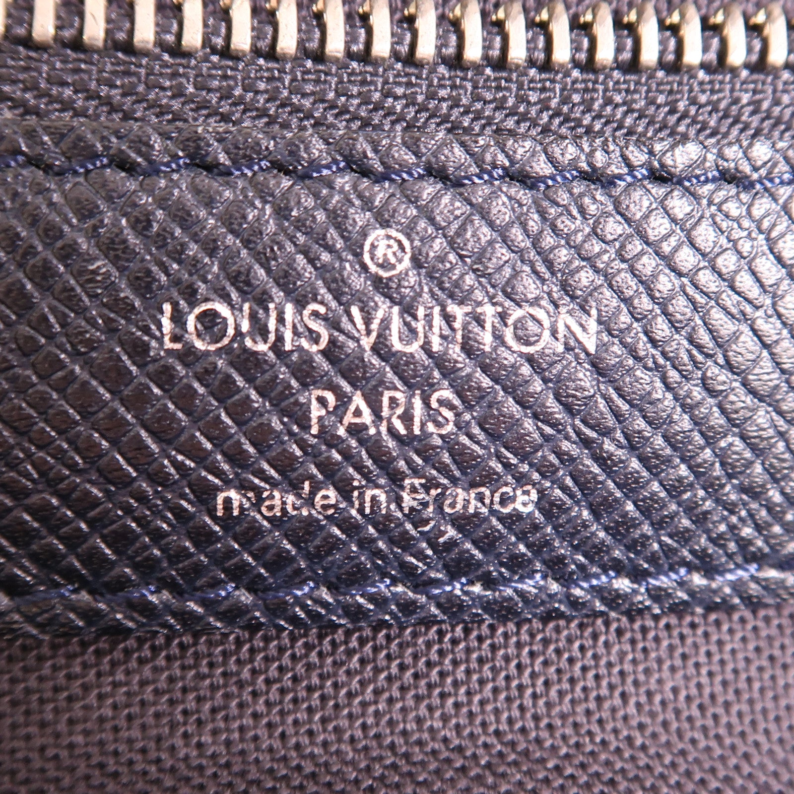 LOUIS VUITTON Taiga皮革Taiga Neo Kendall銀扣手挽肩背兩用袋