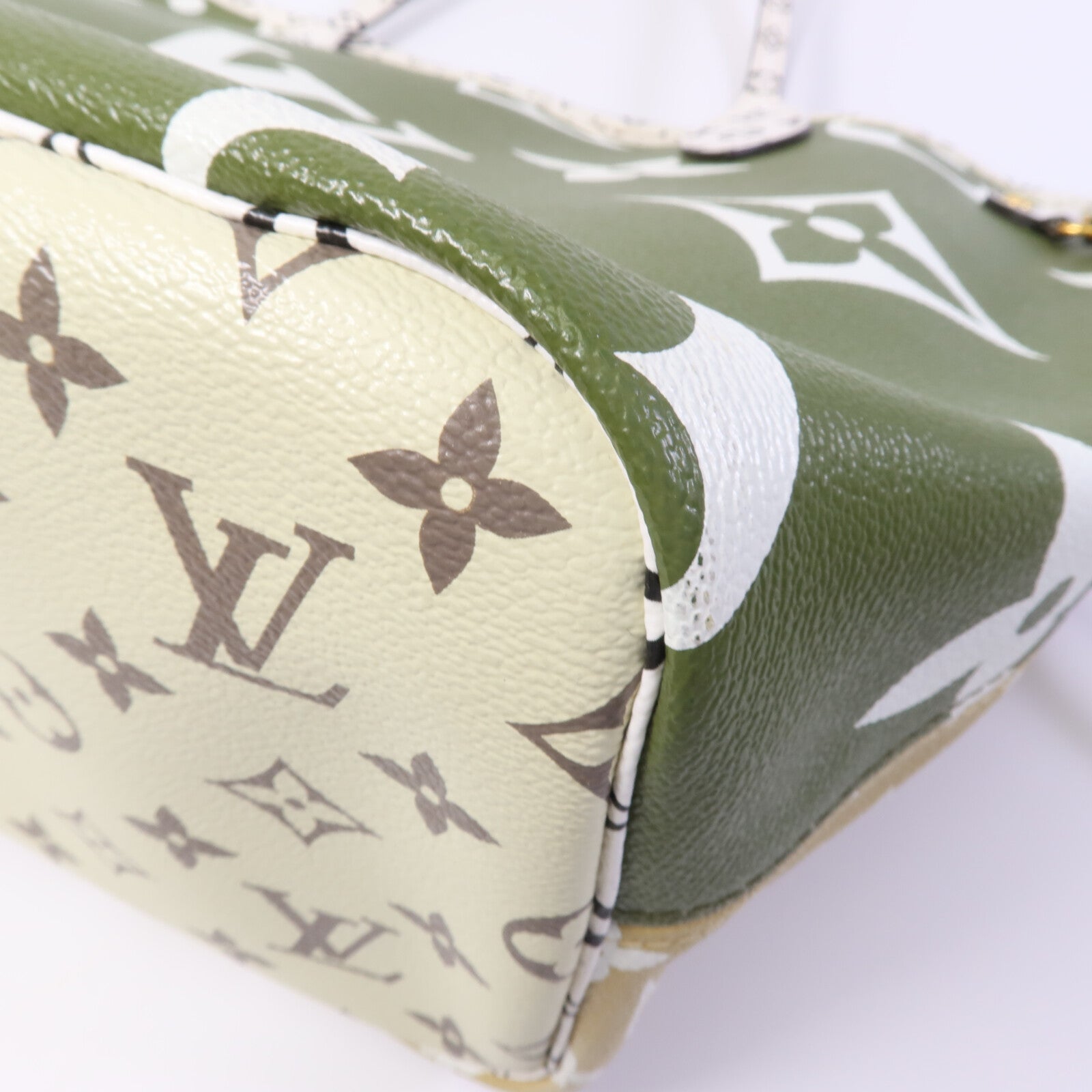 LOUIS VUITTON Giant Monogram Neverfull MM手挽袋