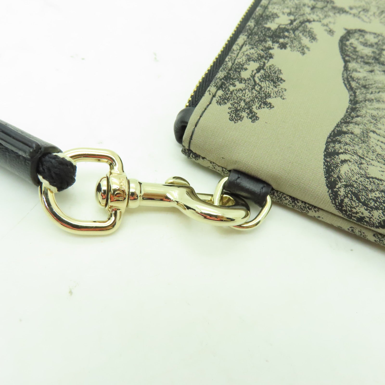 Dior 布料Travel Multifunctional Pouch金扣肩背袋米色