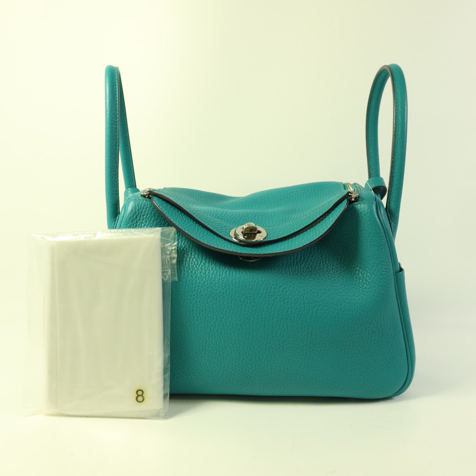 HERMES Clemence皮革Lindy 26銀扣手挽肩背兩用袋Bleu Paon