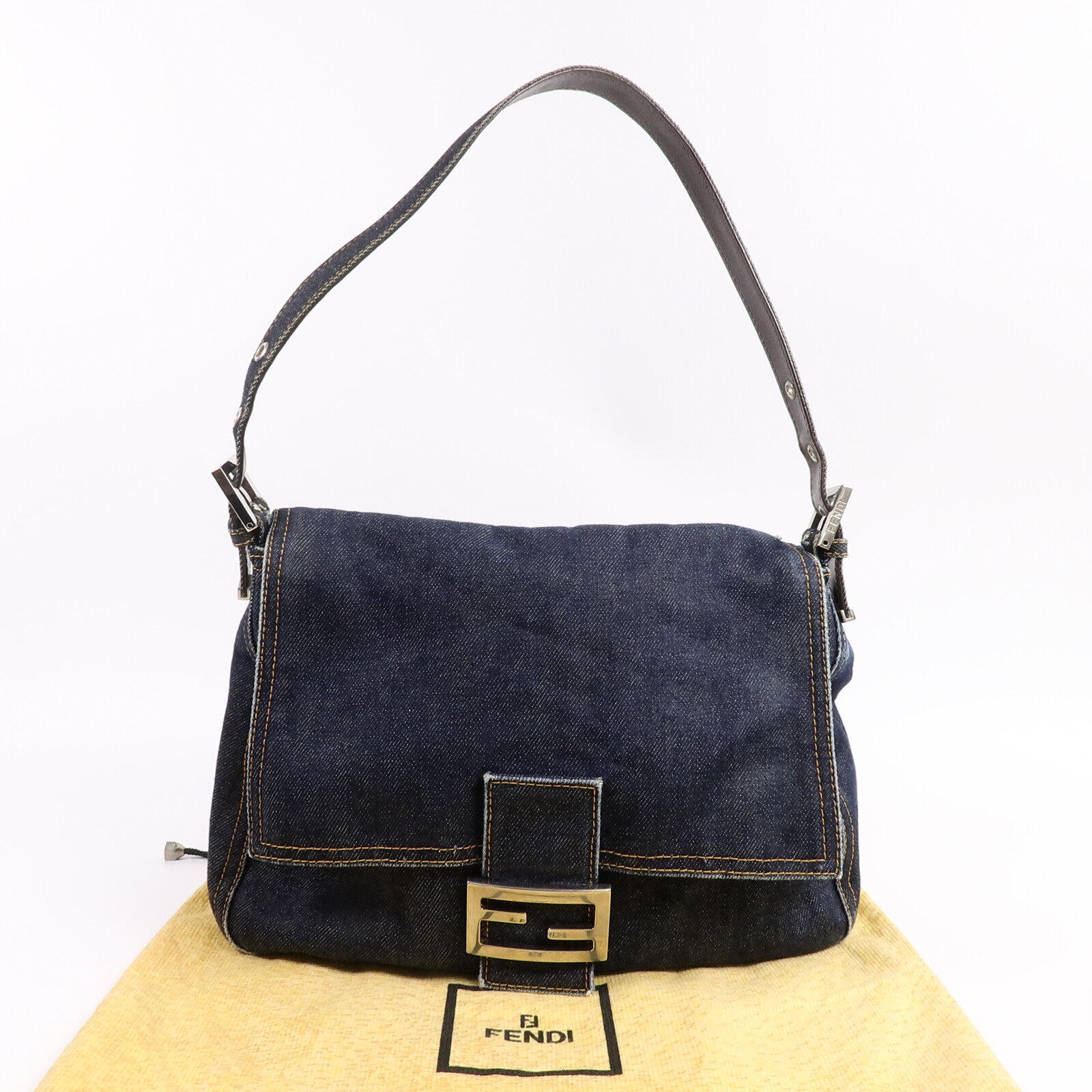 FENDI 牛仔布Mamma Baguette肩背袋