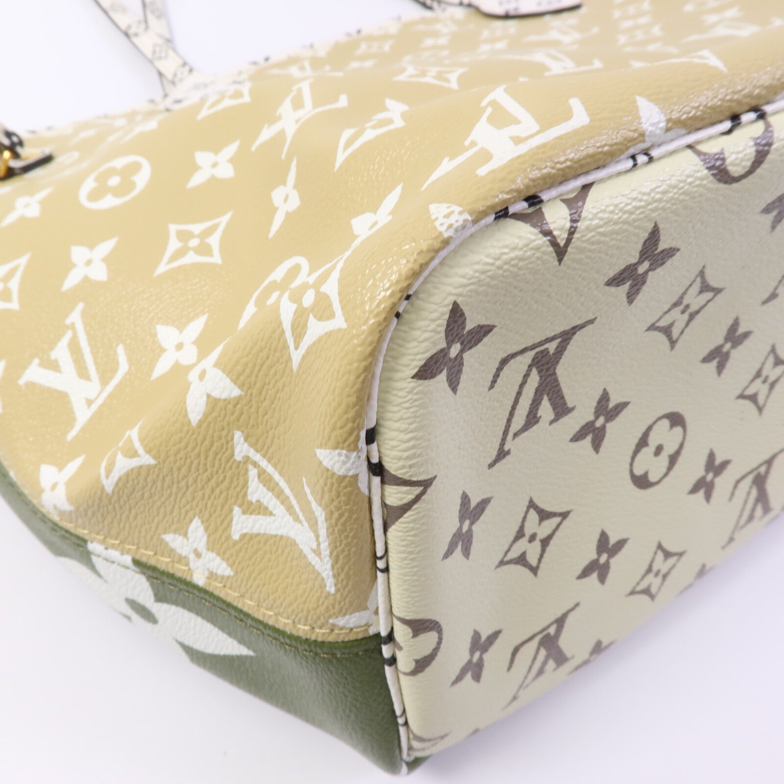 LOUIS VUITTON Giant Monogram Neverfull MM手挽袋