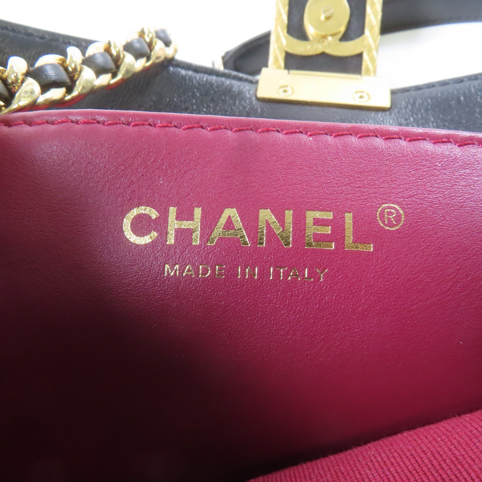 CHANEL 菱格羊皮皮革Shoulder Bag金扣鏈帶肩背袋黑色
