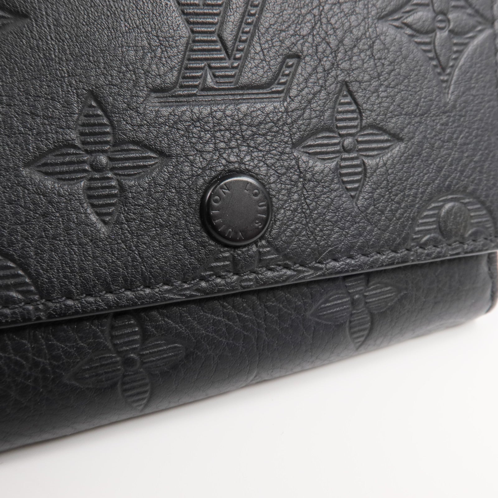 LOUIS VUITTON Monogram Shadow Victor Wallet錢包