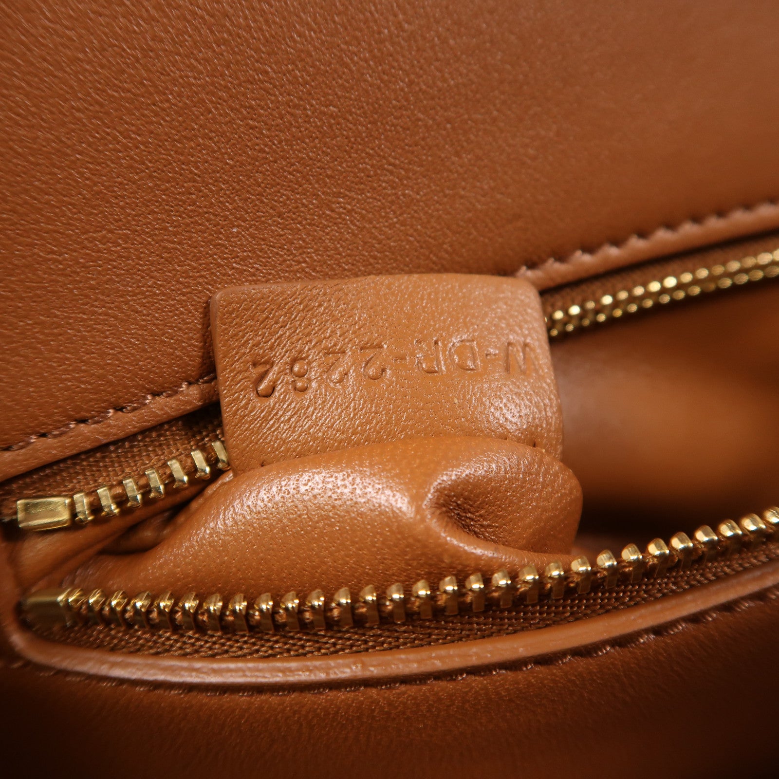 CELINE 塗層帆布Asymmetric Clutch手拿包