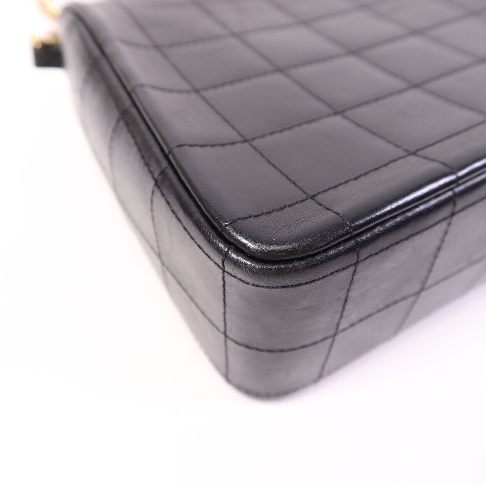 CHANEL 【激減優惠】牛皮皮革Mademoiselle Jacket Bag金扣肩背袋