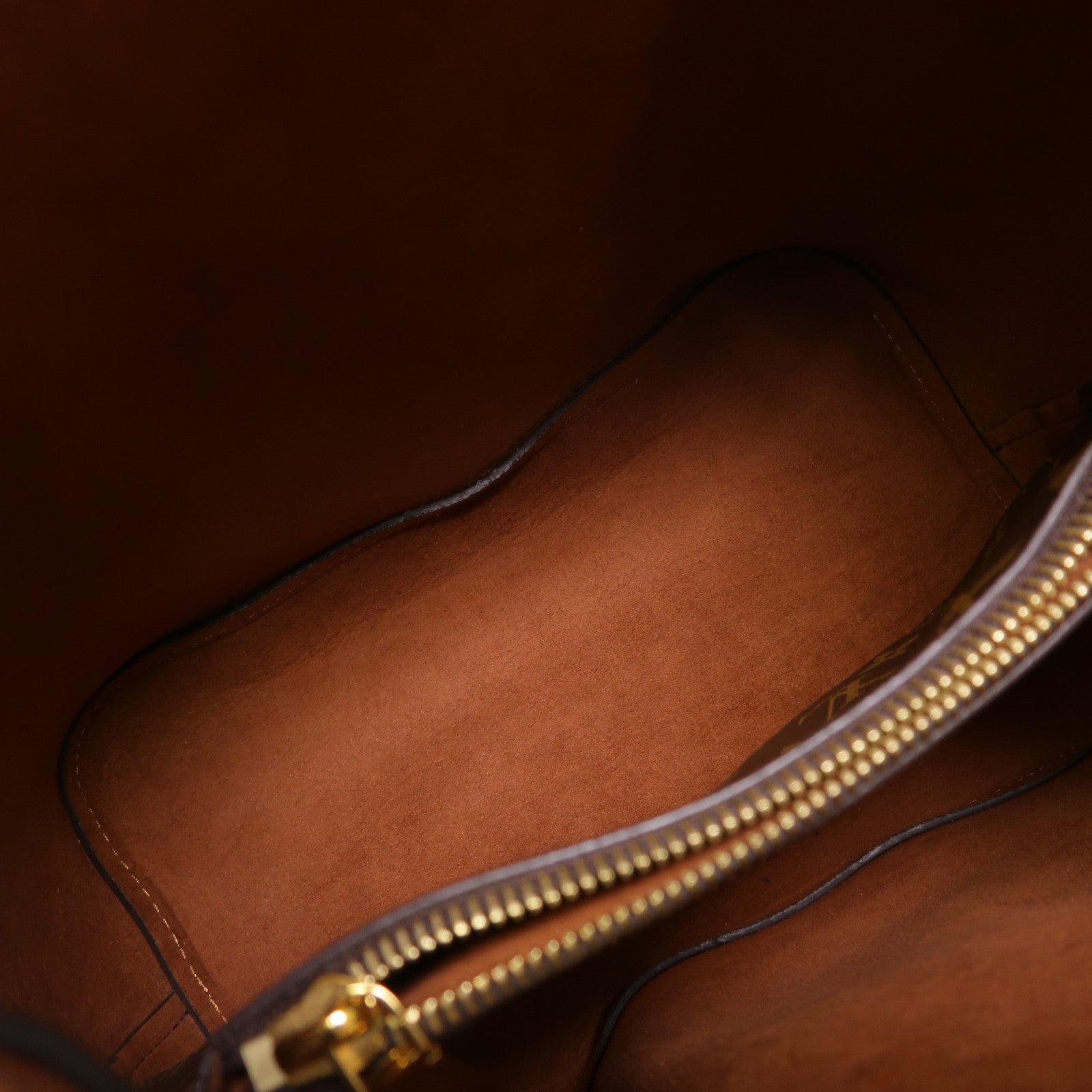 LOUIS VUITTON Monogram NeoNoe MM金扣肩背袋棕色