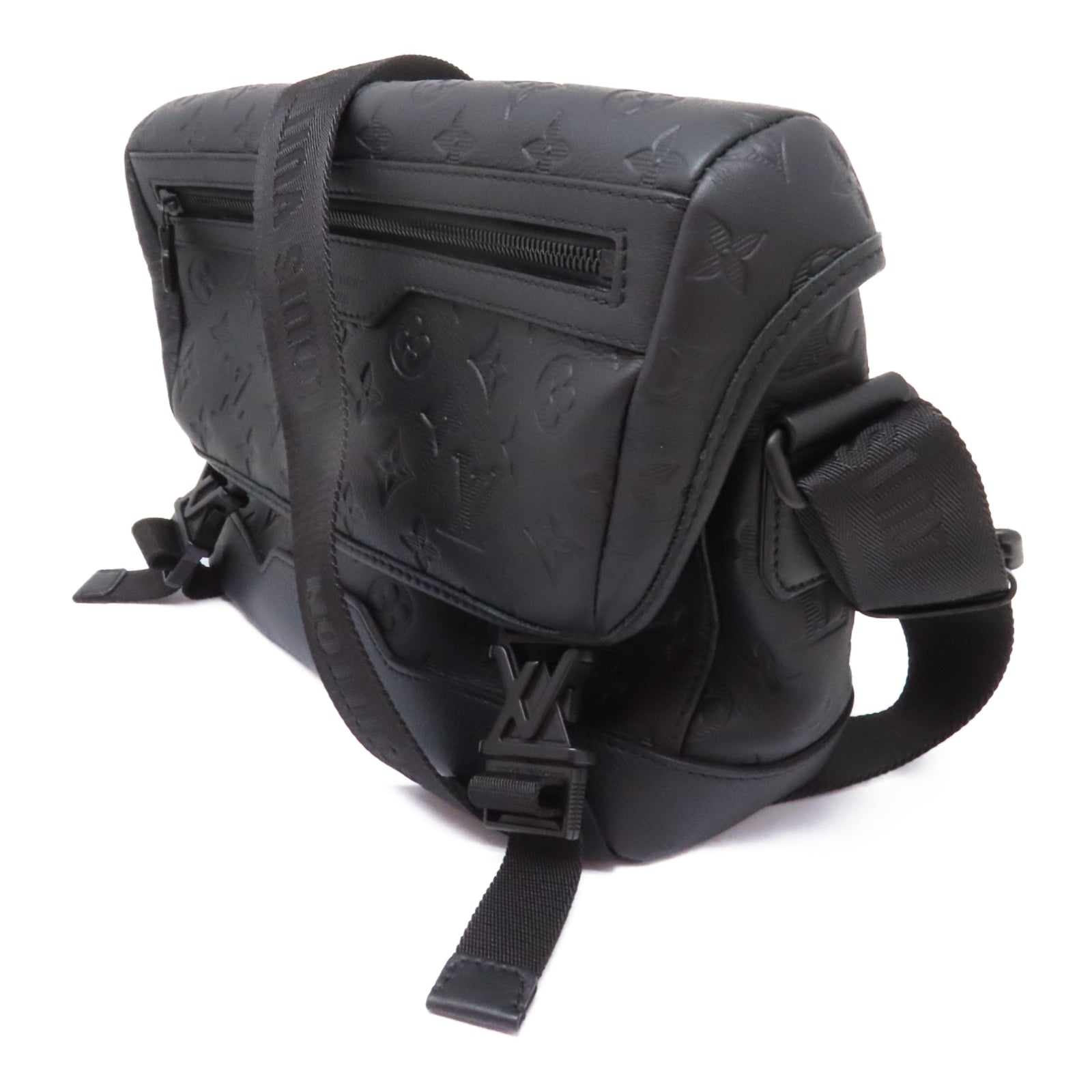 LOUIS VUITTON Monogram Shadow Messenger Voyager 肩背袋黑色