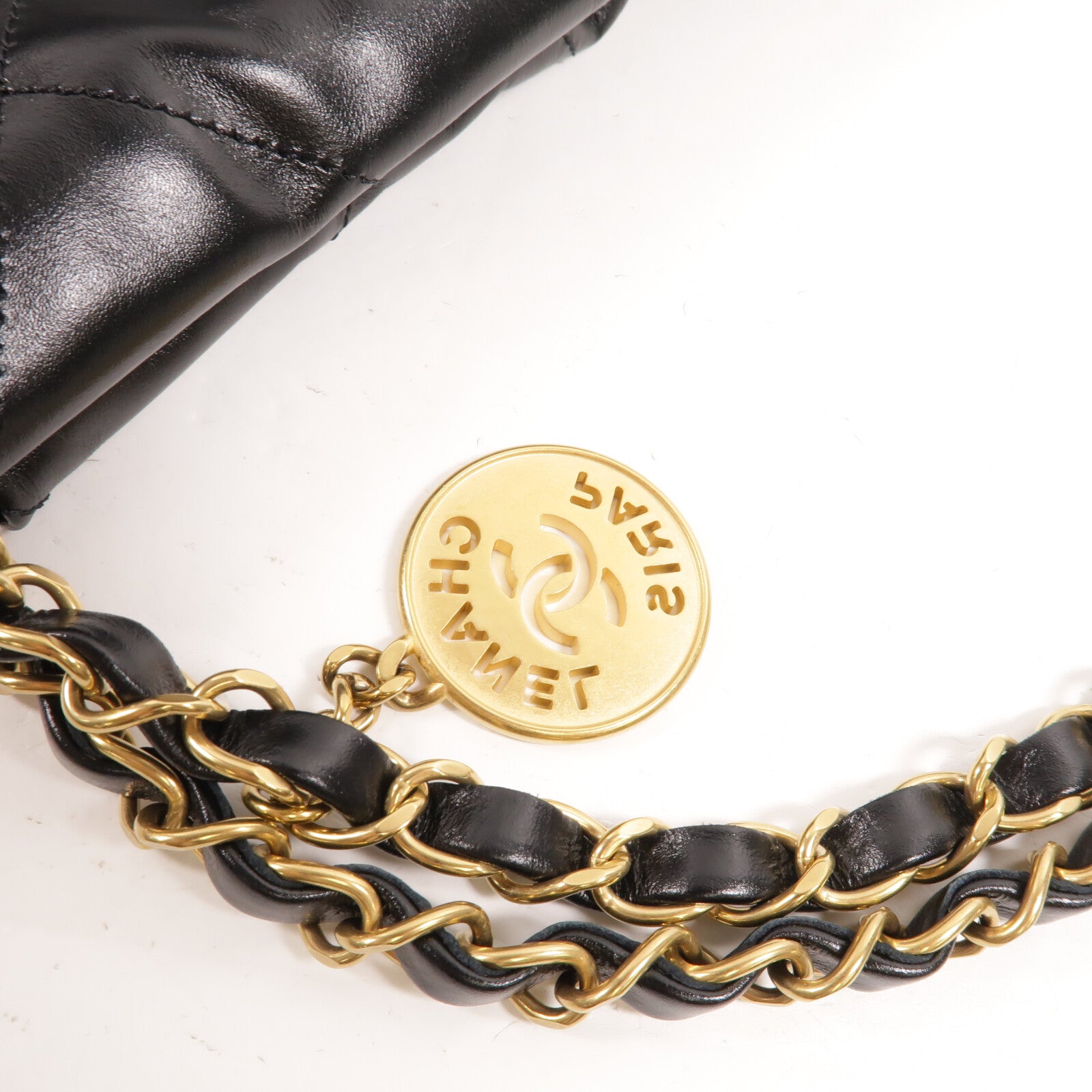 CHANEL 牛皮皮革Chanel 22 Small鏈帶肩背袋