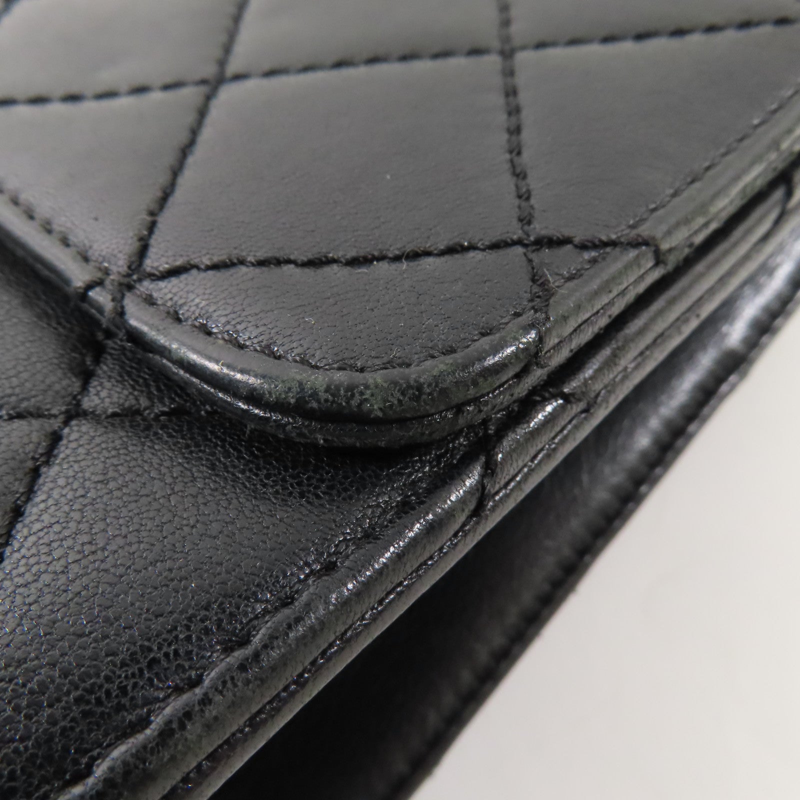 CHANEL 牛皮皮革Shoulder Bag金扣肩背袋