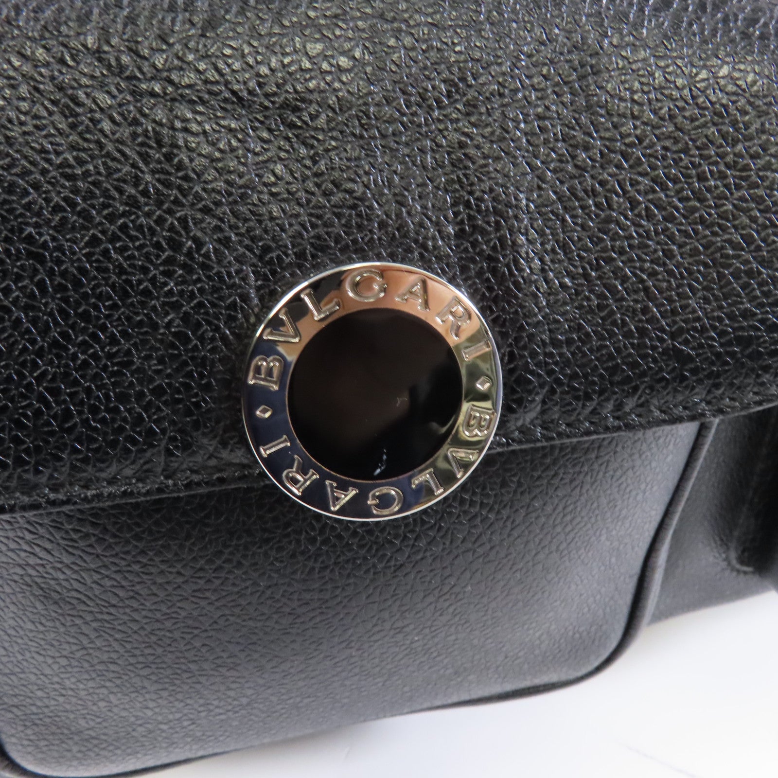 BVLGARI 【激減優惠】牛皮皮革Shoulder Bag銀扣肩背袋黑色