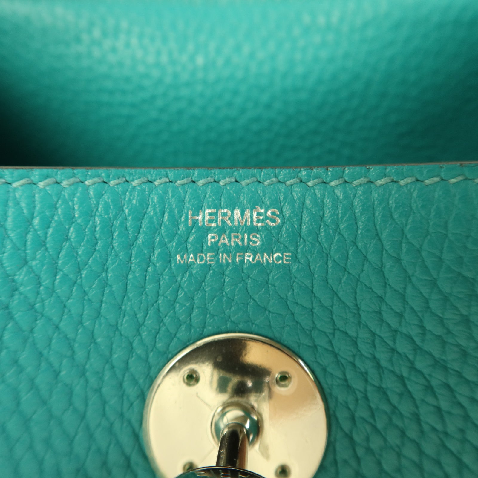 HERMES Clemence皮革Lindy 26銀扣手挽肩背兩用袋Bleu Paon