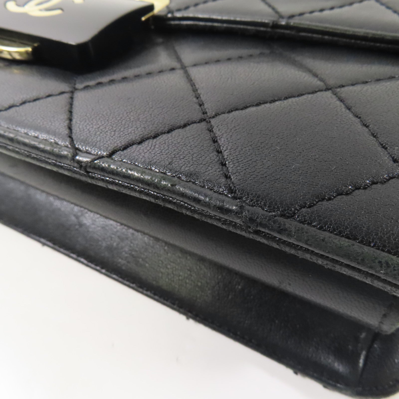 CHANEL 牛皮皮革Shoulder Bag金扣肩背袋