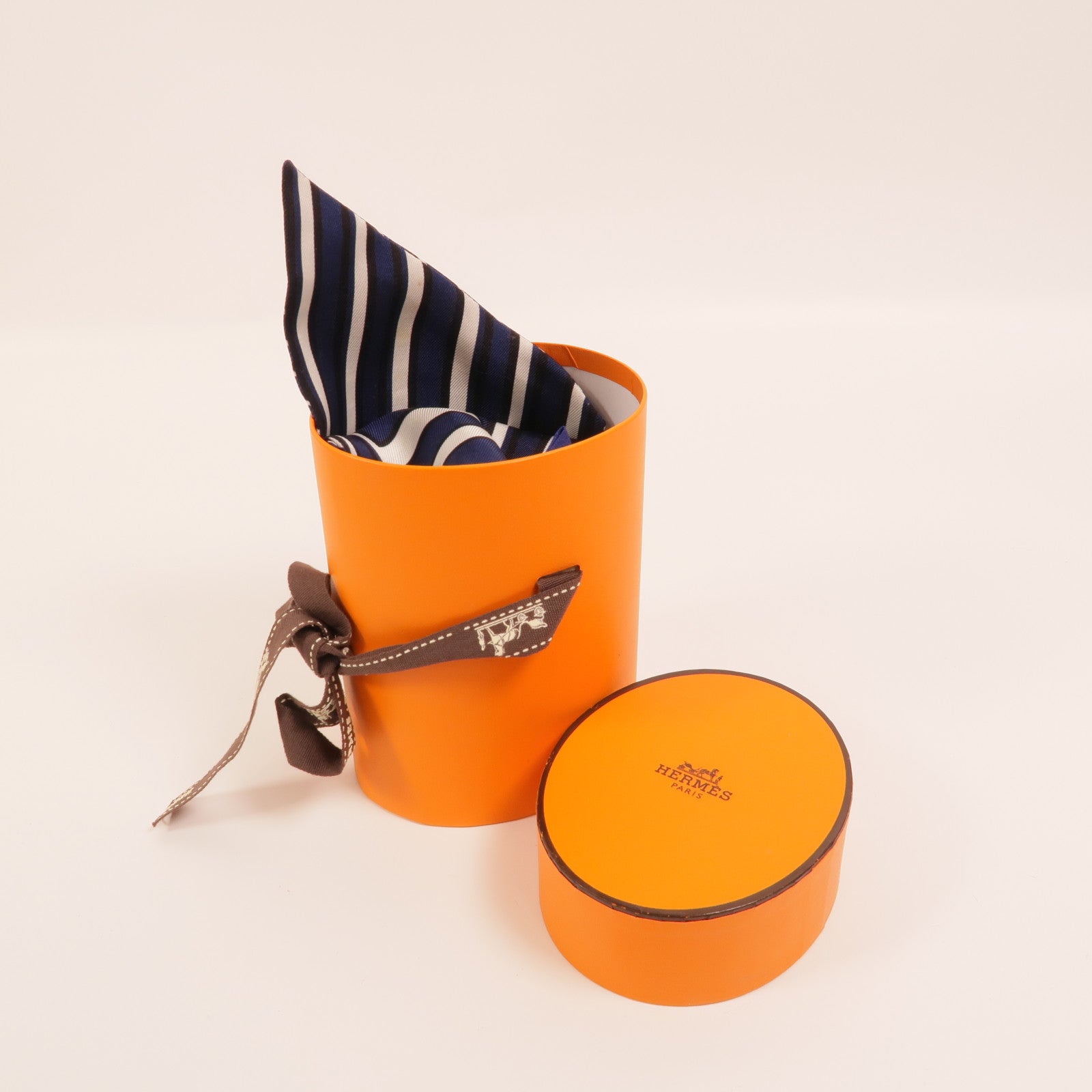 HERMES 絲質Maxi Twilly絲巾