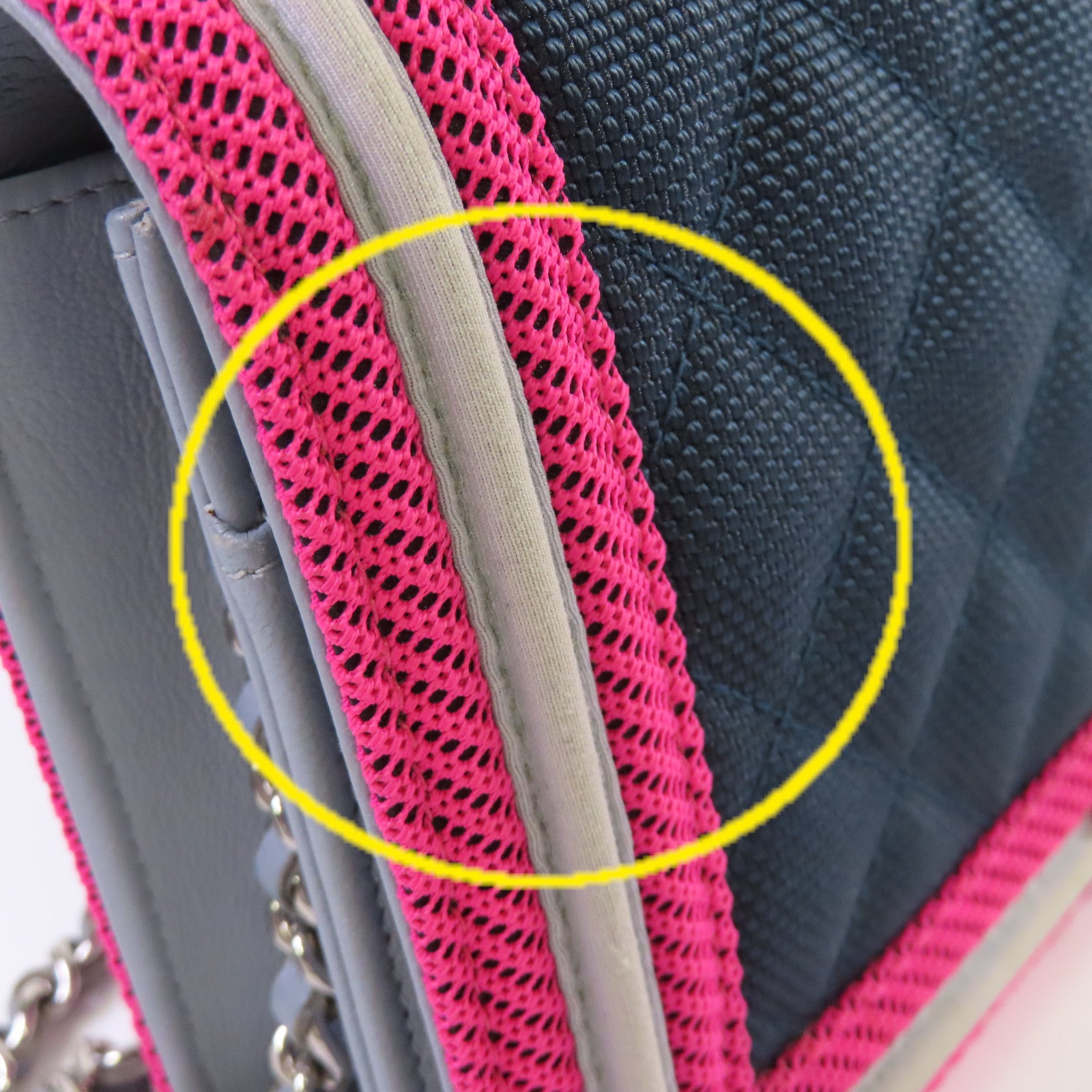 CHANEL 菱格帆布WOC Wallet On Chain Shoulder Bag銀扣鏈帶肩背袋寶藍色/粉紅色/灰色
