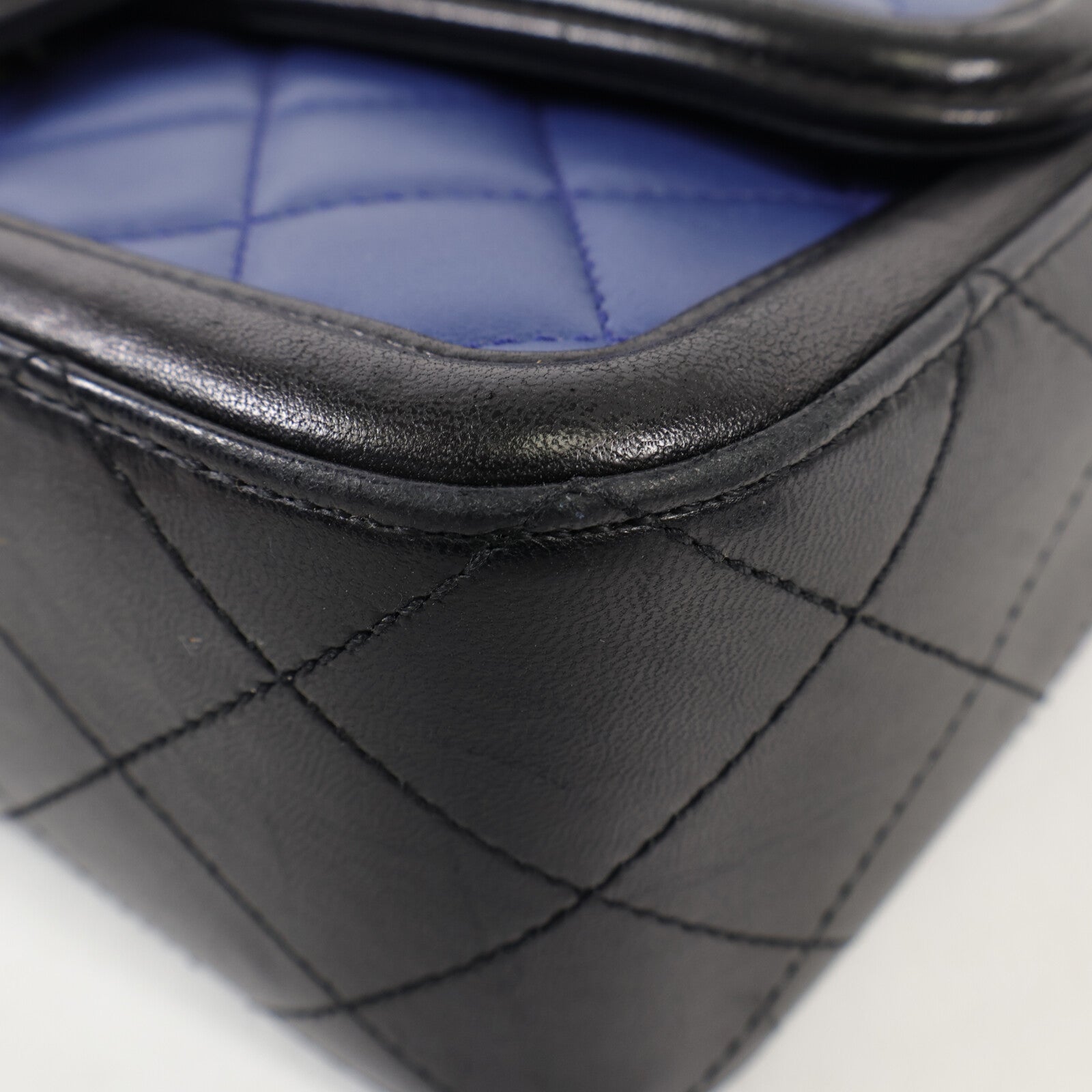 CHANEL 羊皮皮革Chain Shoulder金扣鏈帶肩背袋