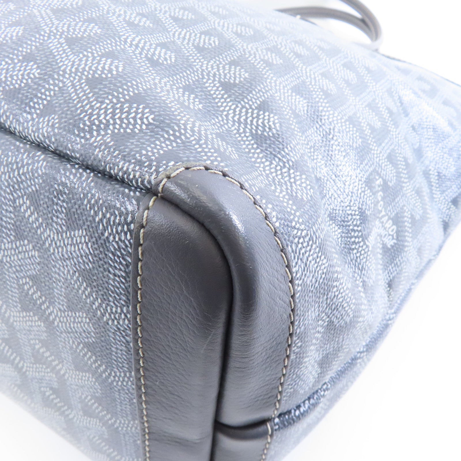 GOYARD 塗層帆布Artois銀扣肩背袋灰色
