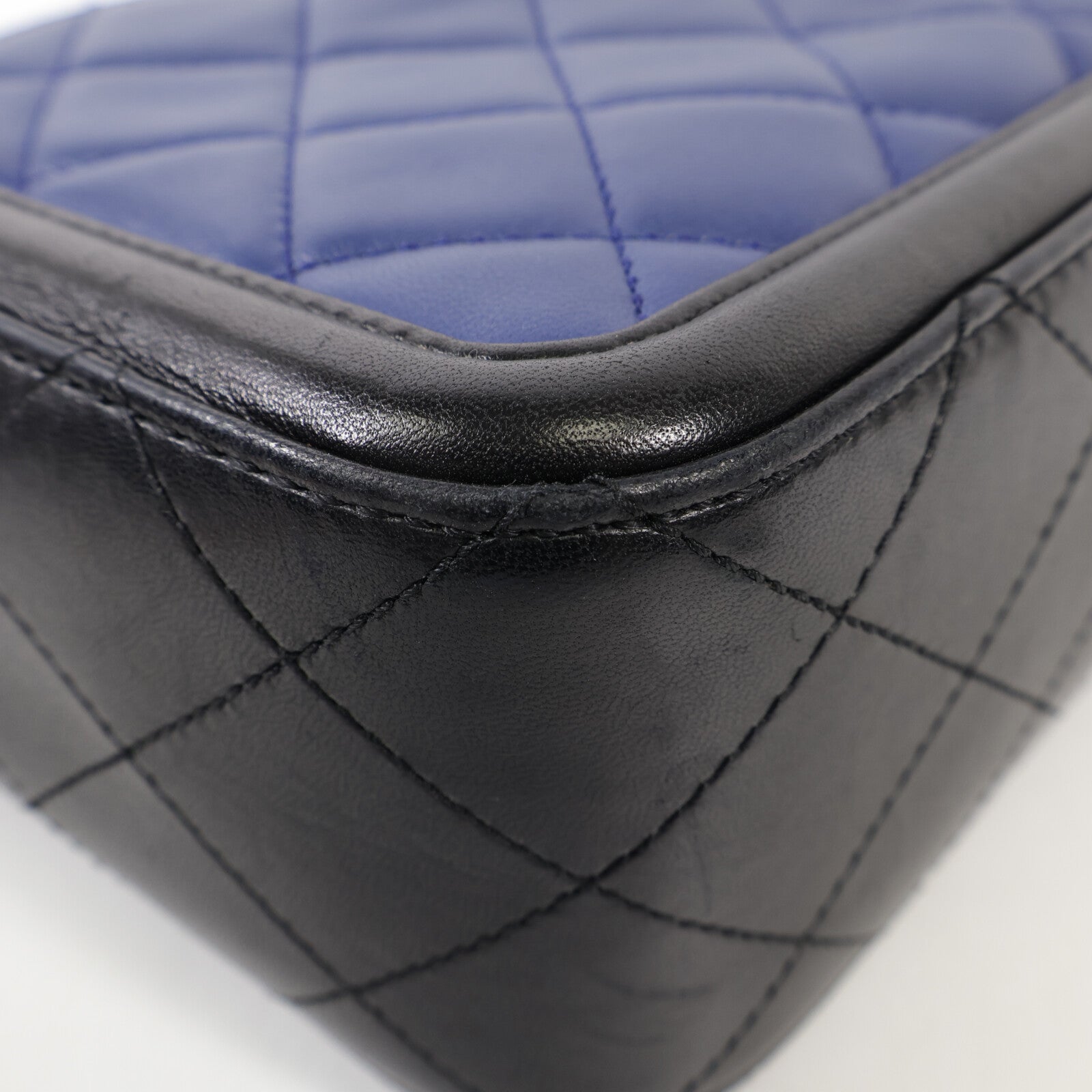 CHANEL 羊皮皮革Chain Shoulder金扣鏈帶肩背袋