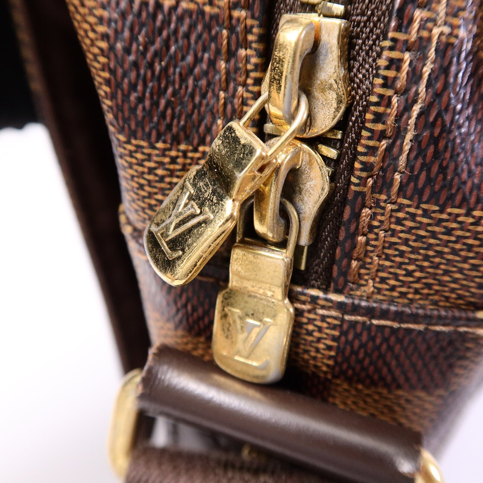 LOUIS VUITTON Damier Shelton MM肩背袋