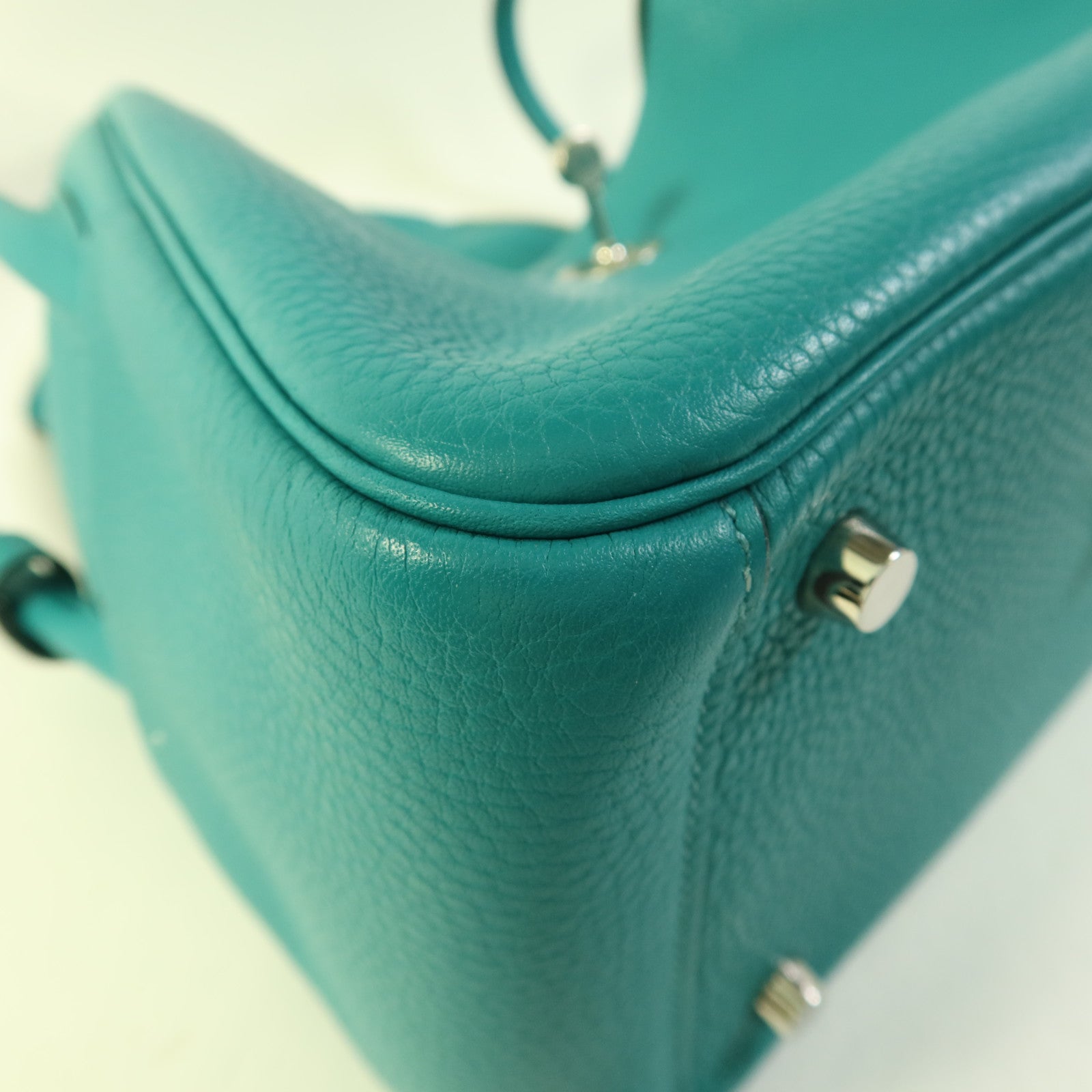 HERMES 【激減優惠】Clemence皮革Lindy 26銀扣手挽肩背兩用袋Bleu Paon