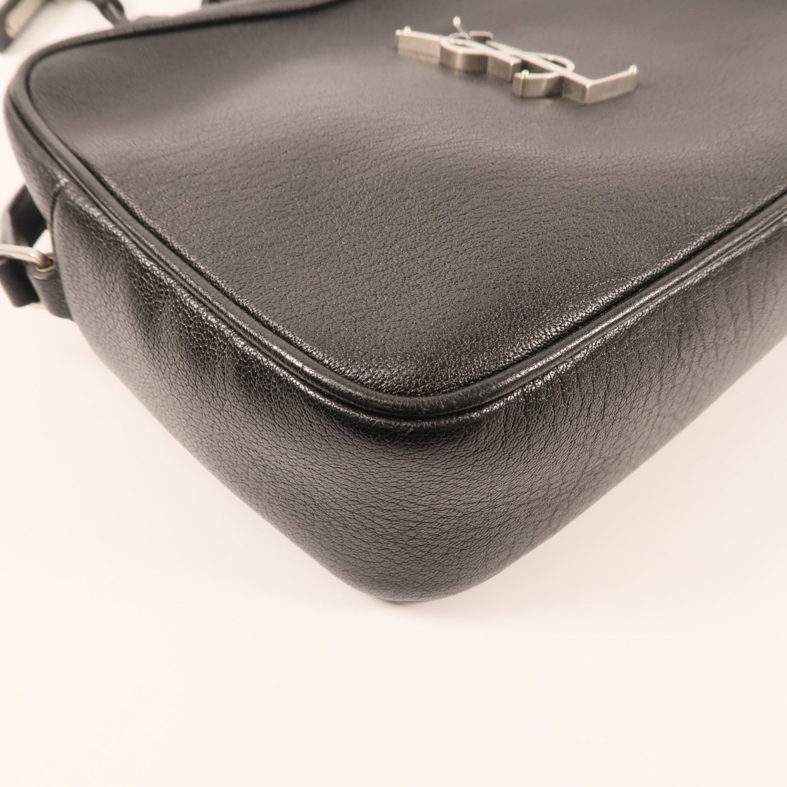 SAINT LAURENT 牛皮皮革Lou Camera Bag銀扣肩背袋