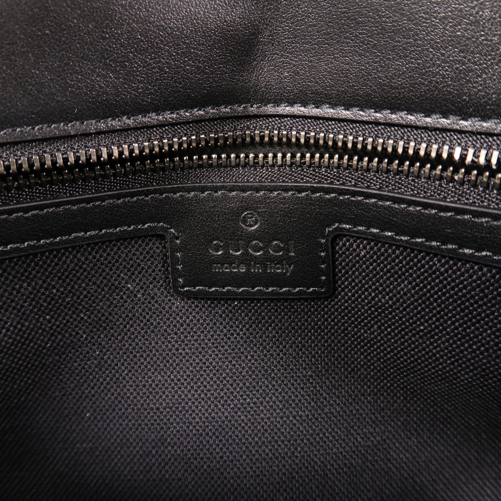 GUCCI 羊皮皮革GG Marmont鏈帶肩背袋