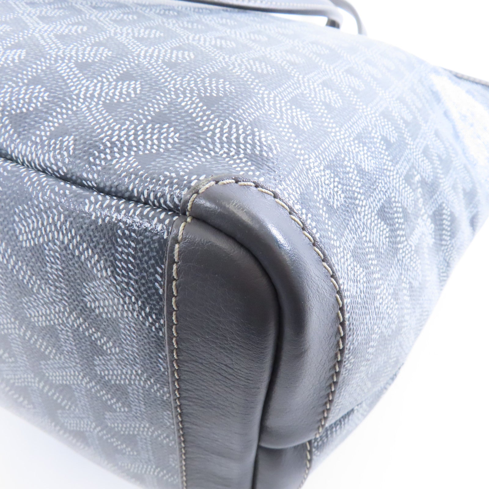 GOYARD 塗層帆布Artois銀扣肩背袋灰色
