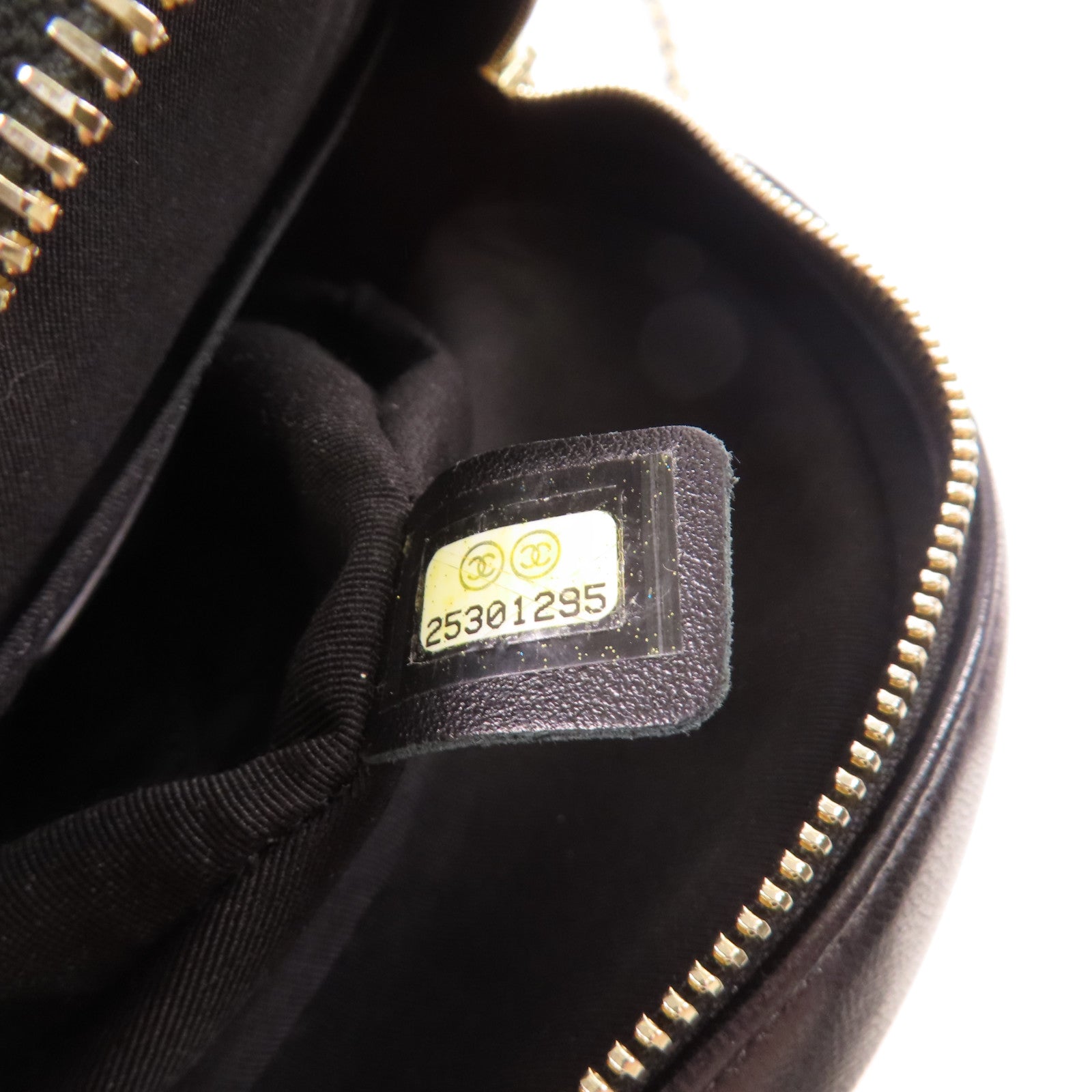 CHANEL 牛皮皮革Shoulder Bag金扣鏈帶肩背袋