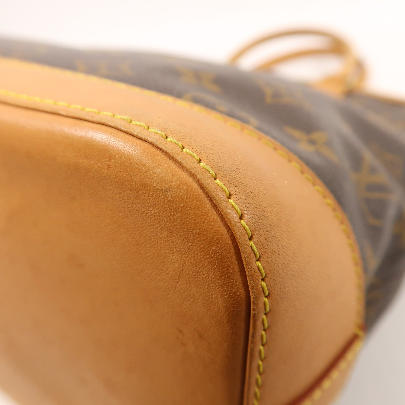 LOUIS VUITTON Monogram Lockit Vertical金扣手挽袋