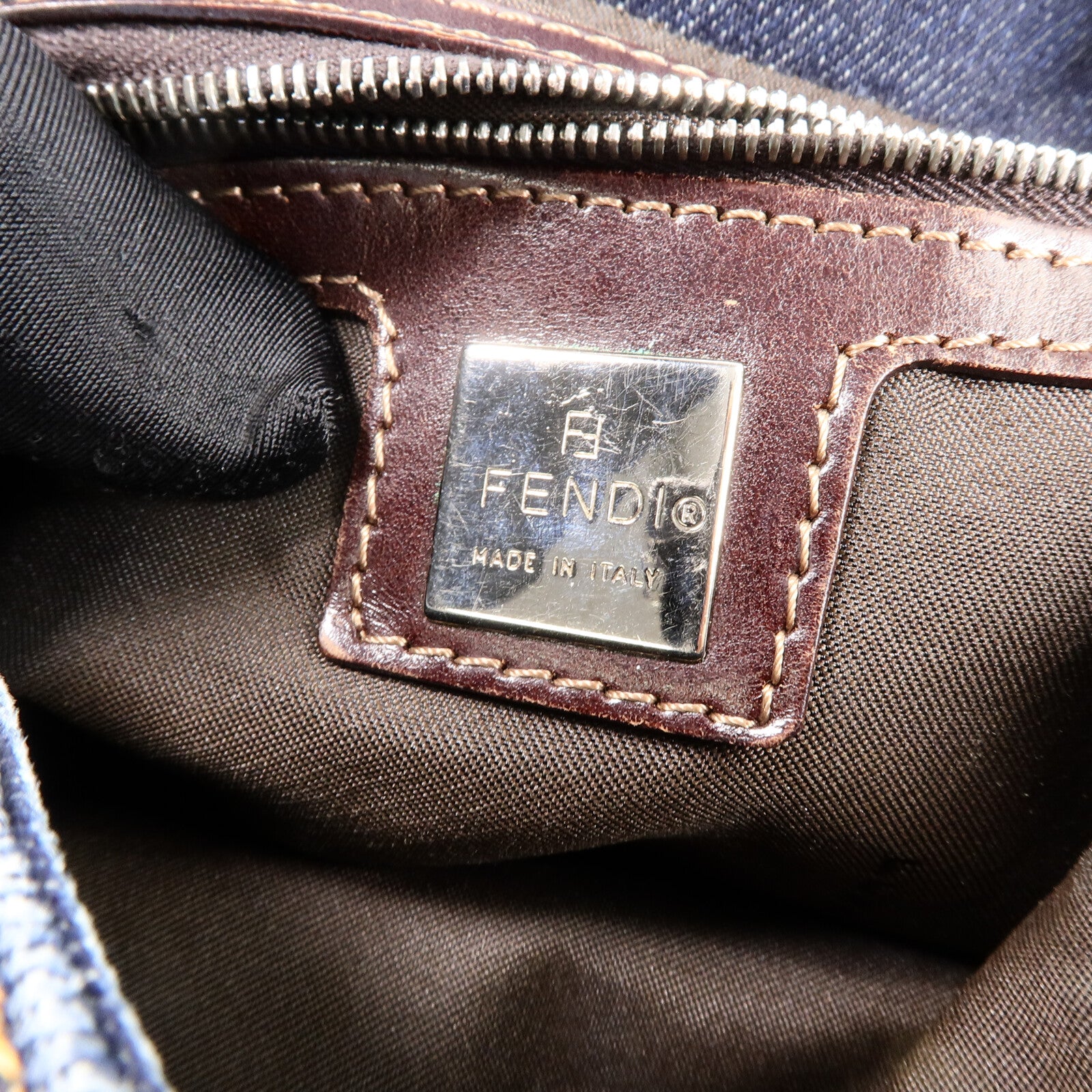 FENDI 牛仔布Mamma Baguette肩背袋