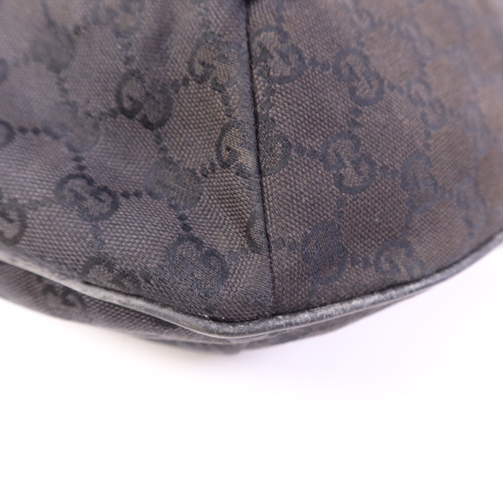 GUCCI 帆布Shoulder Bag銀扣肩背袋