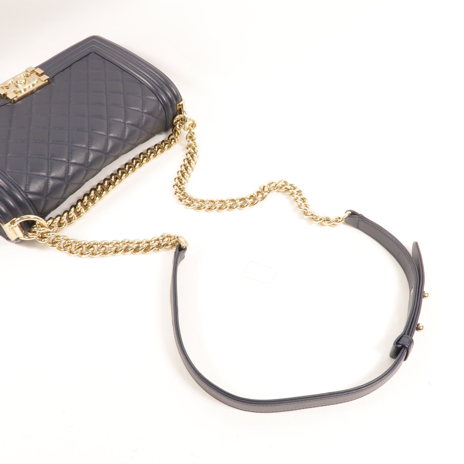 CHANEL 牛皮皮革Boy 25肩背袋