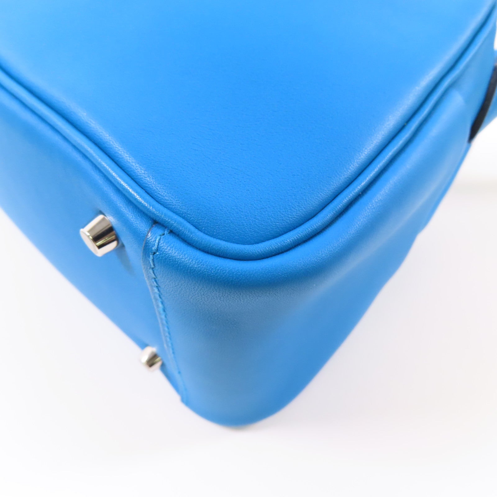 HERMES【激減優惠】 Swift皮革Mini Lindy銀扣手挽肩背兩用袋Bleu frida