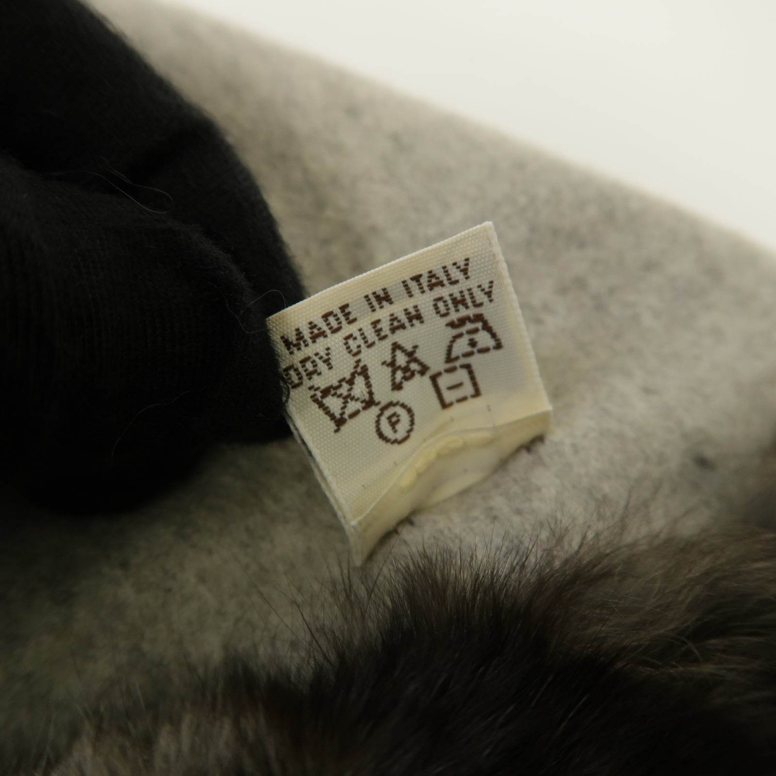 FENDI 【激減優惠】羊絨/Fur Shawl披肩灰色