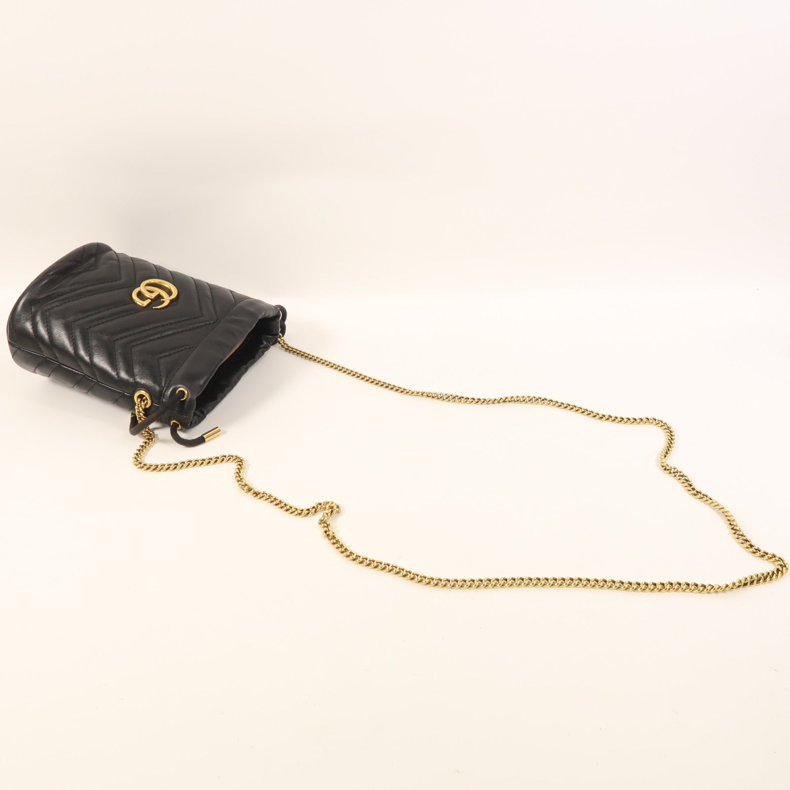 GUCCI 【激減優惠】牛皮皮革GG Marmont Mini Bucket金扣鏈帶肩背袋