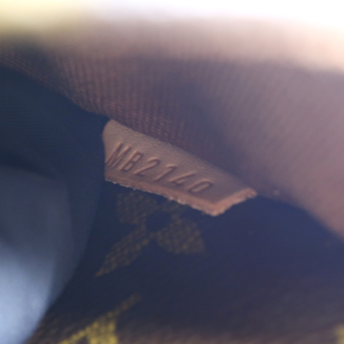 LOUIS VUITTON Monogram Totally MM金扣肩背袋棕色