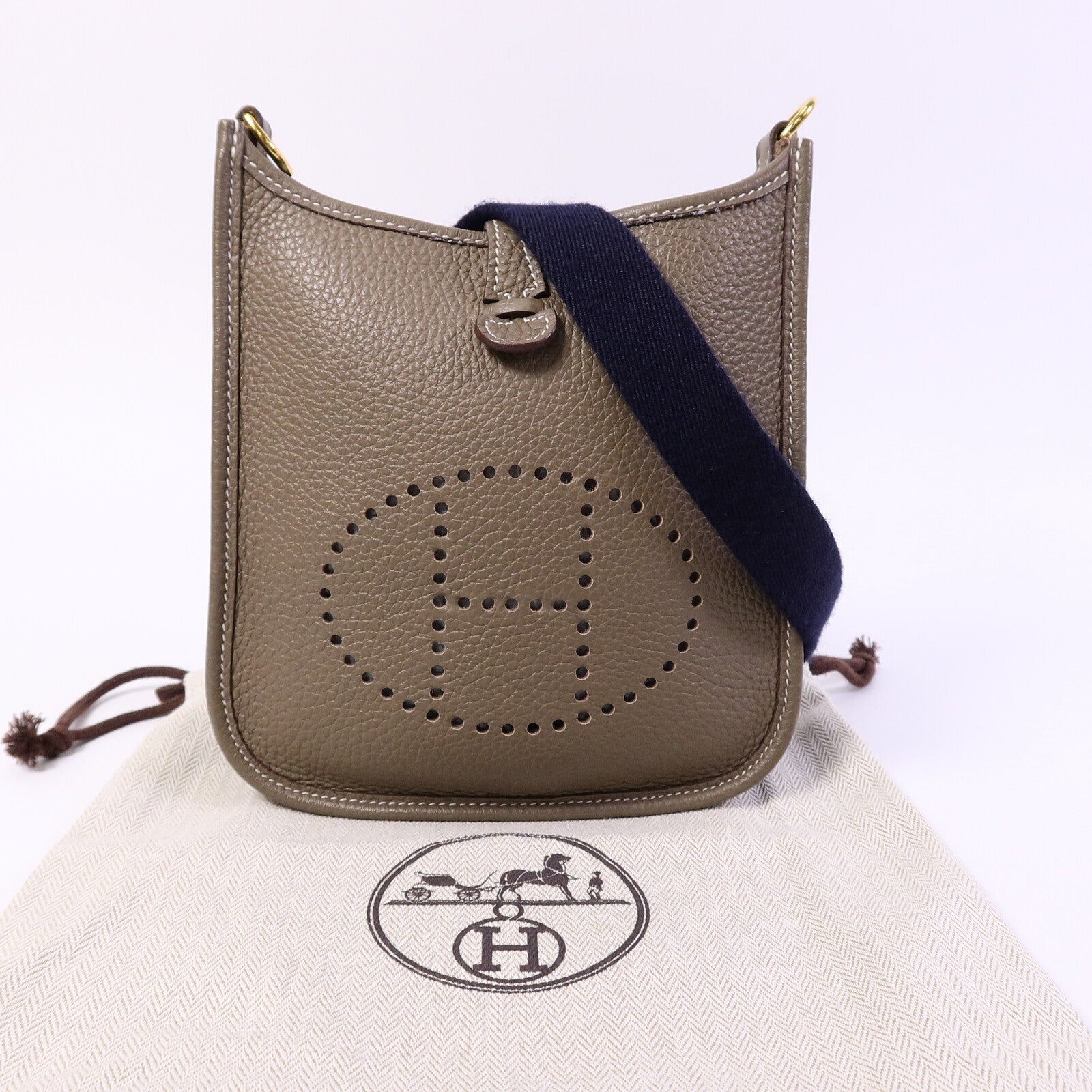 HERMES Clemence皮革Evelyne TPM肩背袋Etoupe/Blue Indigo