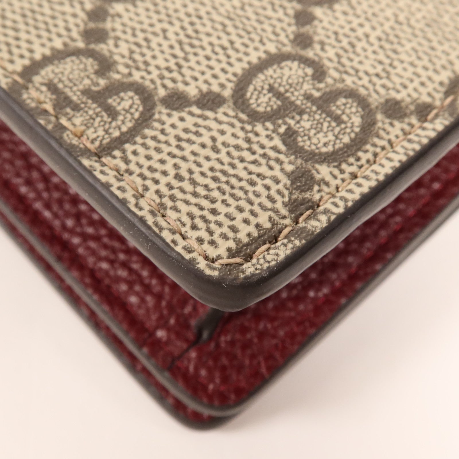 GUCCI 牛皮皮革/塗層帆布GG Marmont Bi-Color Wallet On Chain金扣鏈帶肩背袋