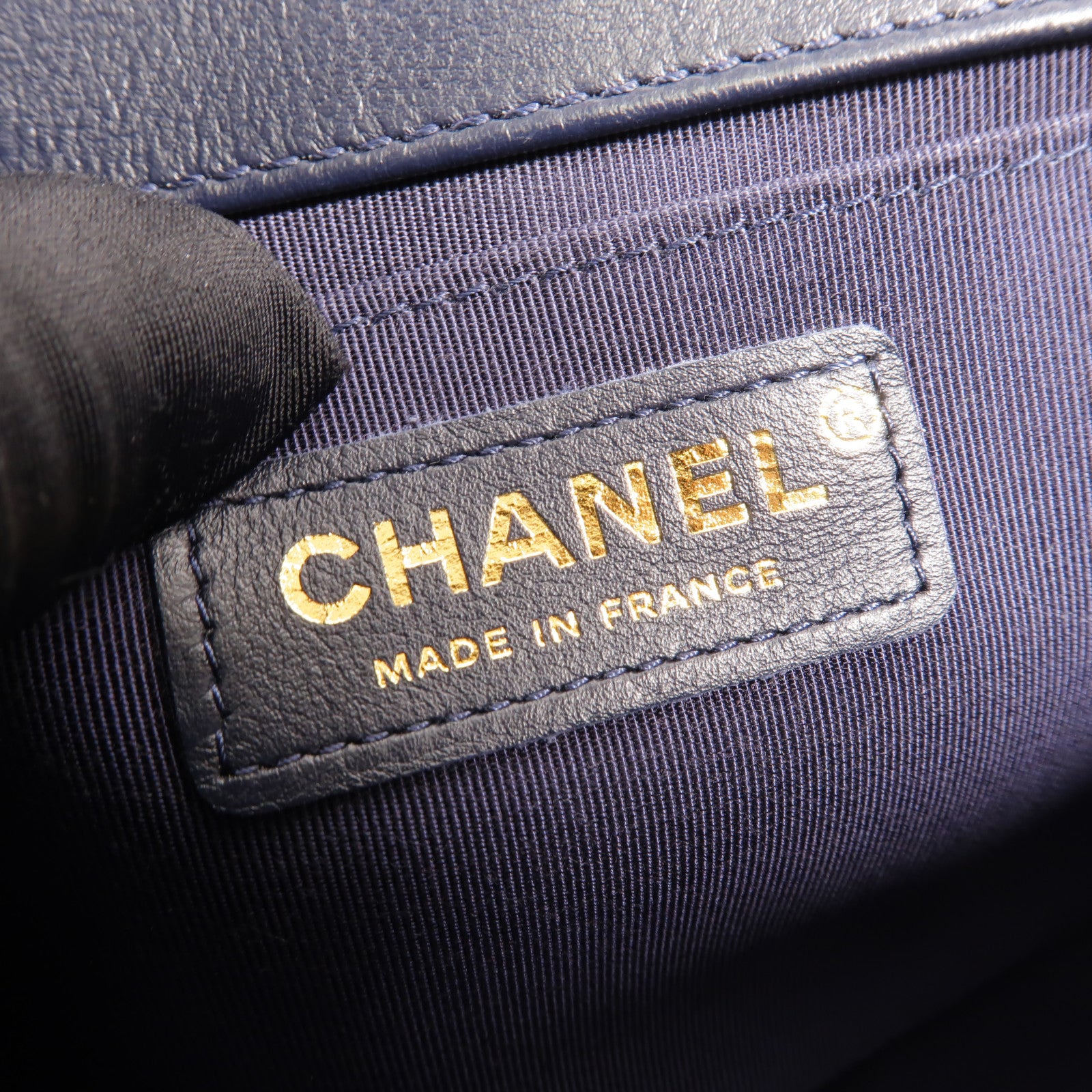 CHANEL 牛皮皮革Boy 25肩背袋